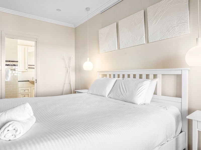 Relaxing Kiama Retreat with Garden & Comfort