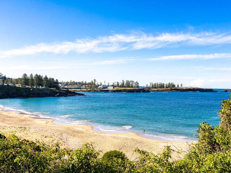 Relaxing Kiama Retreat with Garden & Comfort