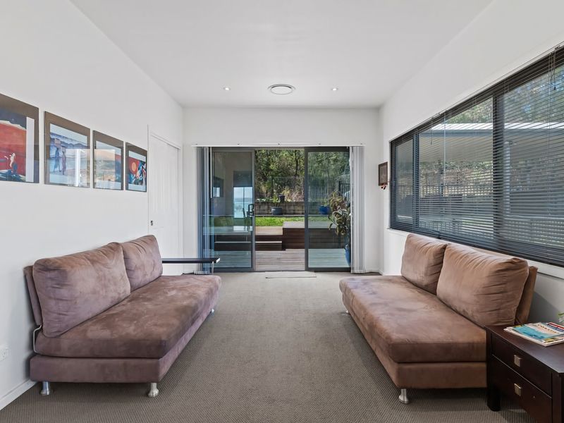 Breath taking Bay Views Private Pad Spacious