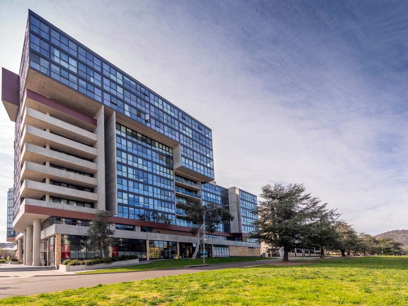 Street view of the Braddon apartment building with city access