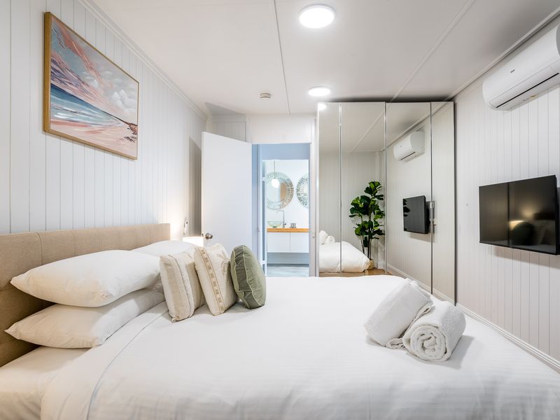 Kangaroo Point Urban Escape Walk to River & CBD