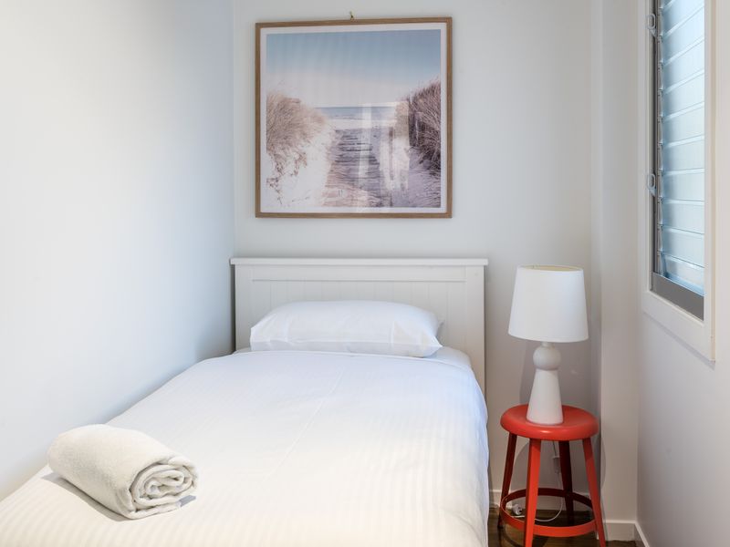 Quiet single room for peaceful rest