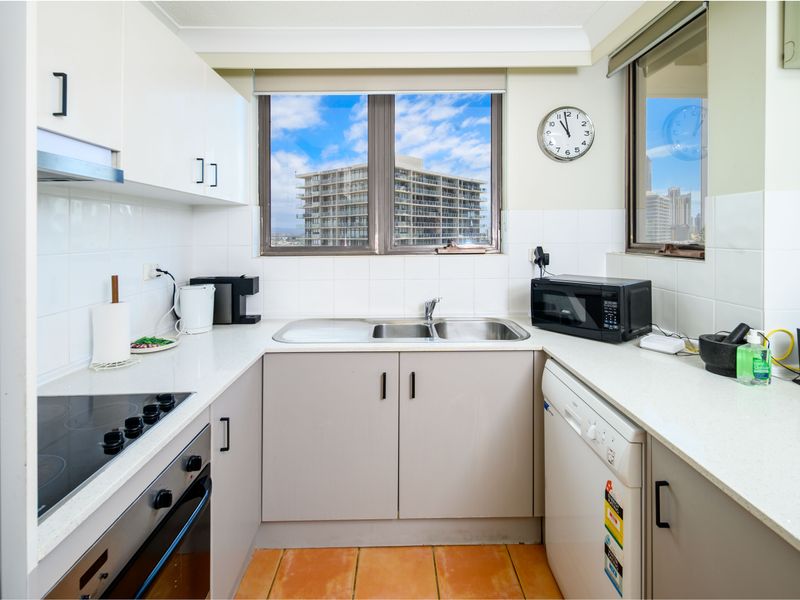 Fully equipped modern kitchen with ocean glimpses