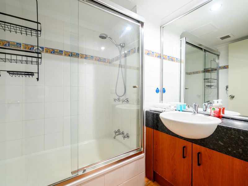 Ocean Air City Flair in Surfers