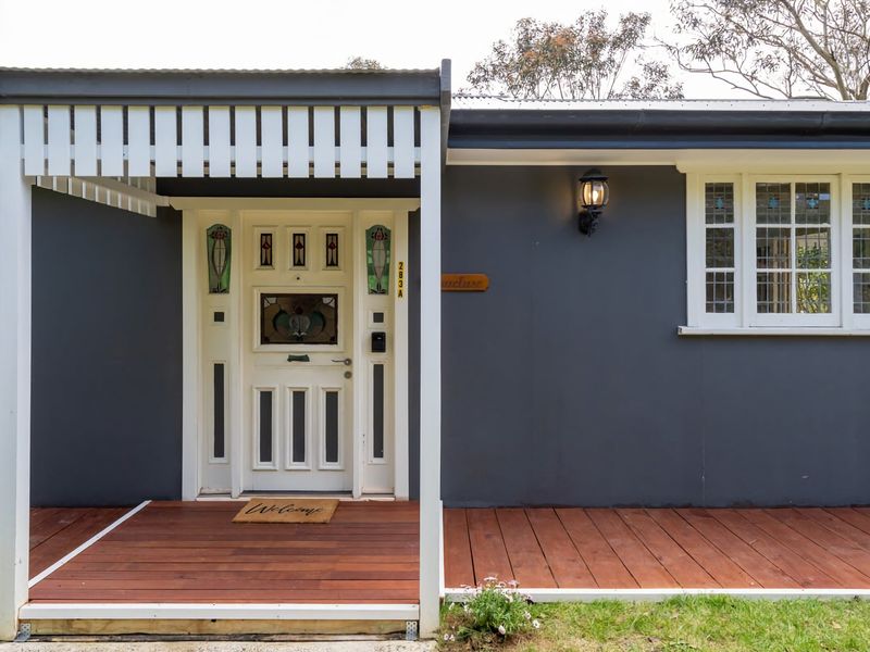 Cosy Modern Blue Mountains Cottage Katoomba