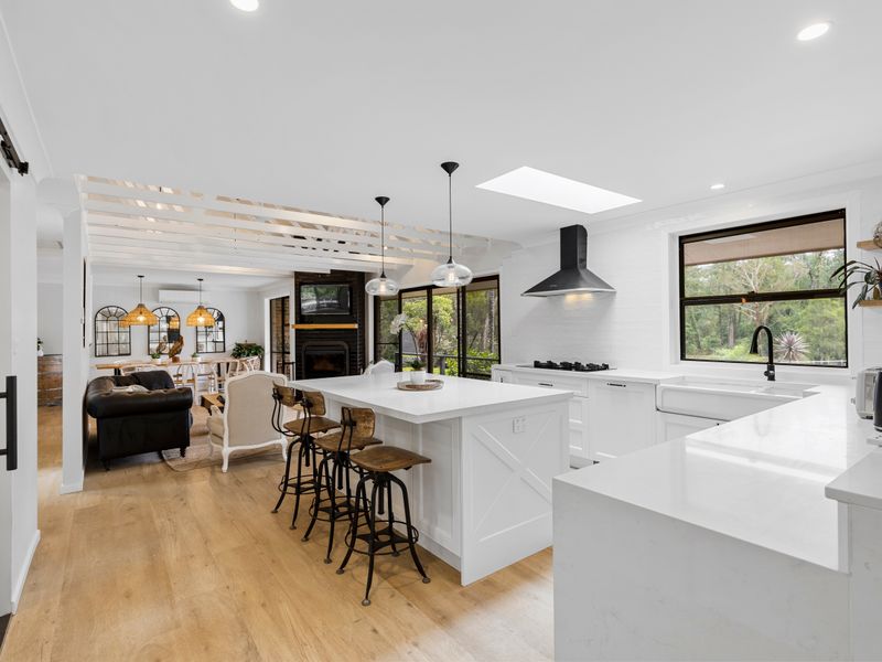 Open kitchen and living zone ideal for entertaining