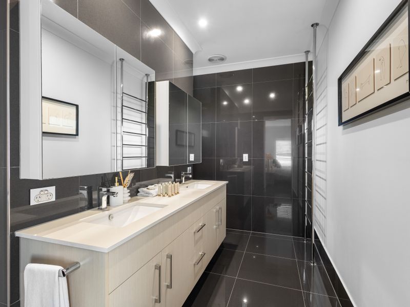 Modern comfort bathroom