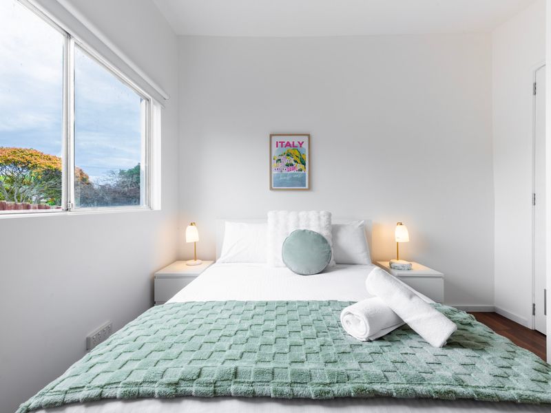Fresh, bright bedroom
