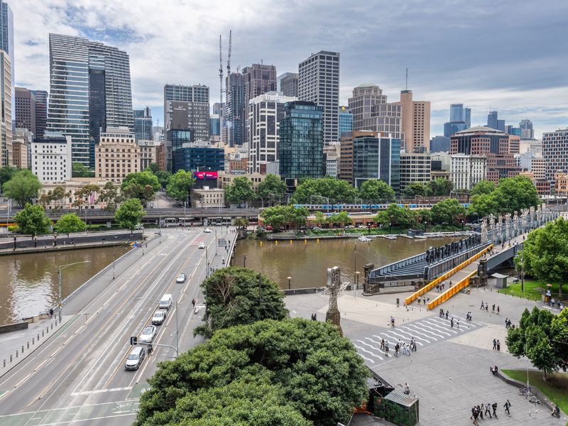 City skyline and river view showcasing prime location