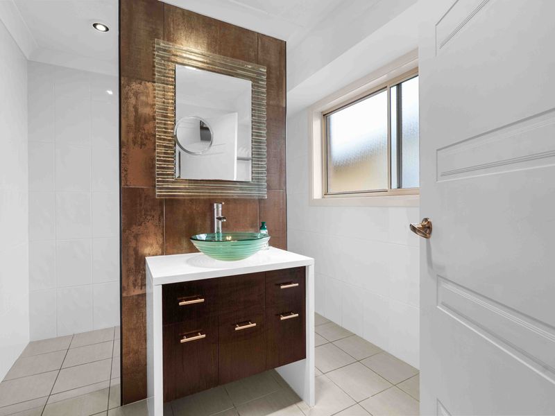 Functional and elegant—your personal grooming space.