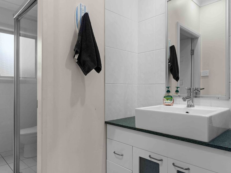 Start your day in style with our sleek vanity and mirror.