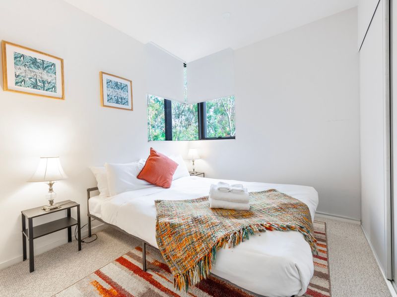 ight-filled space with soft bedding, and modern décor — perfect for friends or family.