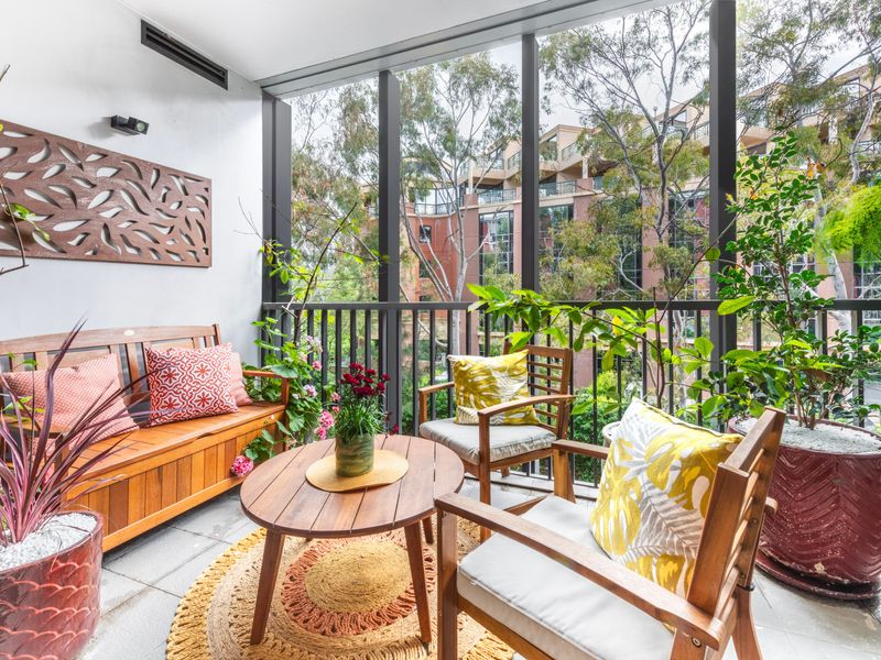 Inviting balcony nook