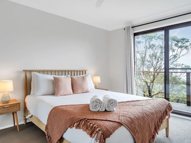 Mountain View Hideout with Stargazing Telescope