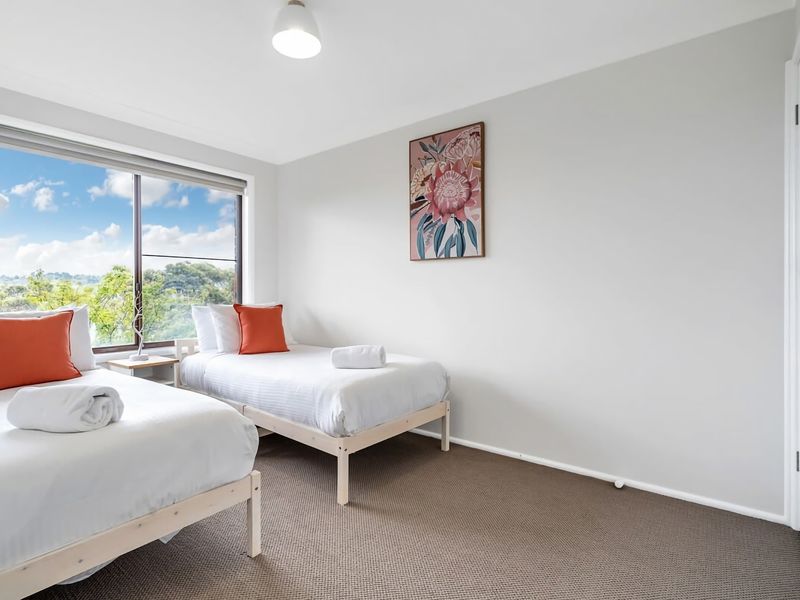 Mountain View Hideout with Stargazing Telescope