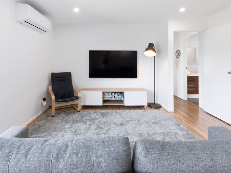 Light-filled lounge ideal for unwinding