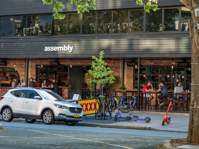 Awesome Brooklyn Inspired Apartment with Views of Mt Ainslie