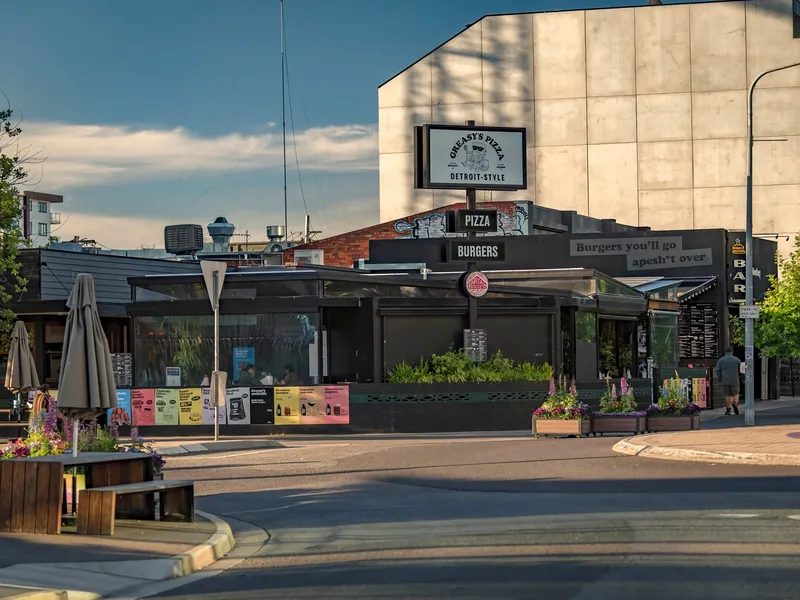 Awesome Brooklyn Inspired Apartment with Views of Mt Ainslie
