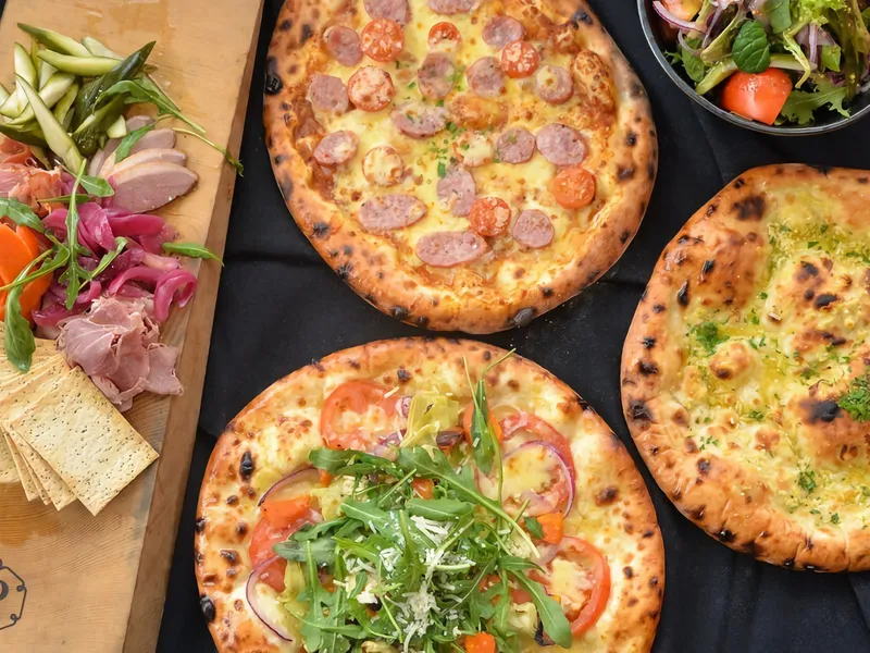 Pialligo Smokehouse Pizza