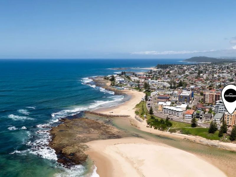 Bright Beachside Escape at The Entrance