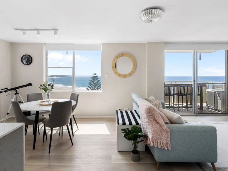 Open-Concept Living and Dining