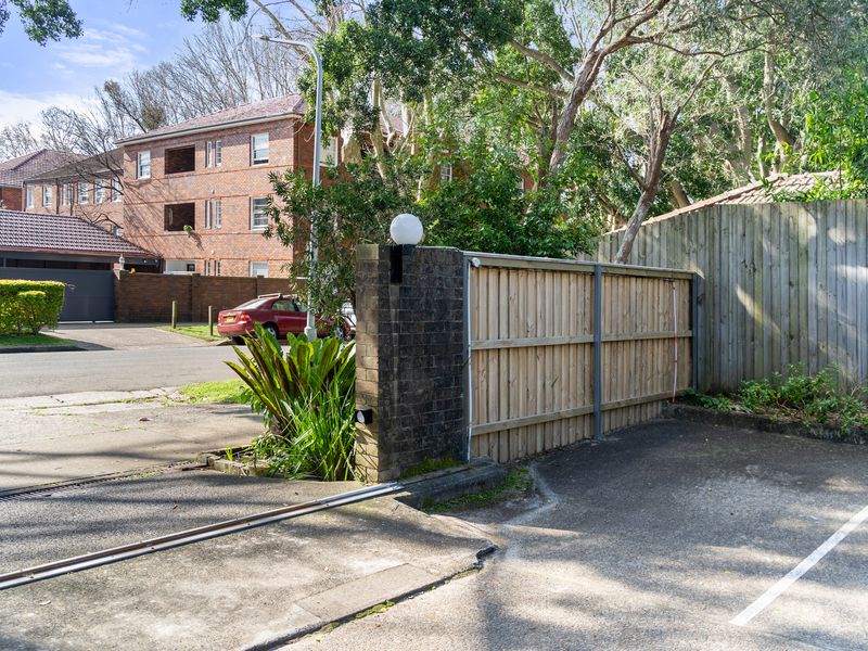 Pet-Friendly Home Just Minutes from Bondi Beach