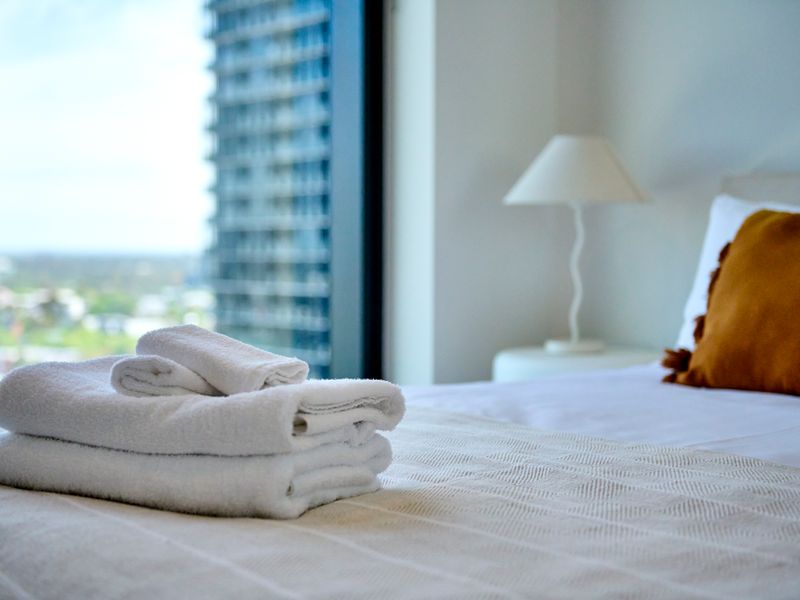 Fresh and crisp towels are provided