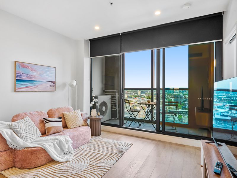 Soft textures and natural light create a living space made for slow mornings and relaxed evenings