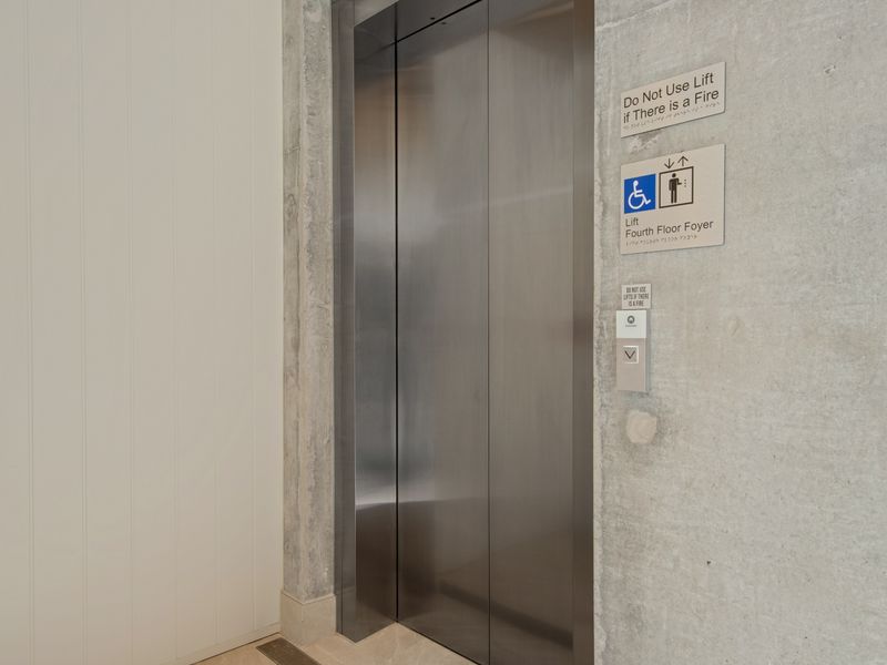 Secure building access with lift service