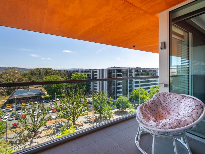 Relaxing balcony space—perfect for morning coffee or sunset drinks