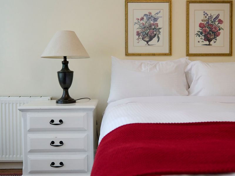 Sleep well, wake happy