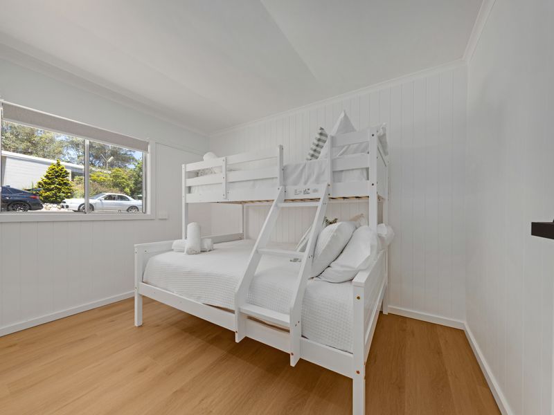 Banksia Bloom Lake Villa