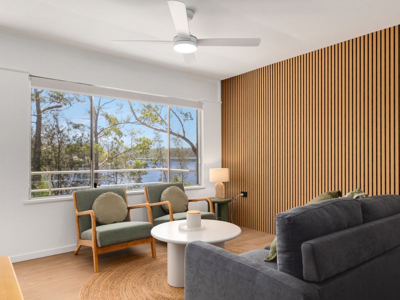 Banksia Bloom Lake Villa