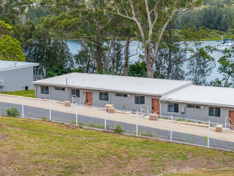 Banksia Bloom Lake Villa