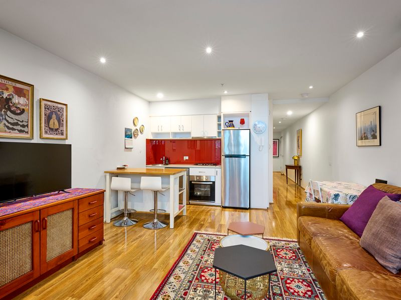 Open-plan kitchen and dining space ideal for everyday living