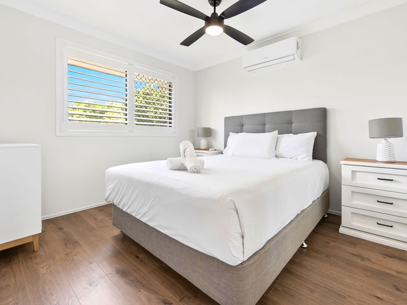 Calm and comfortable main bedroom retreat