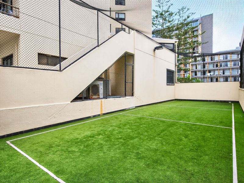 Landscaped outdoor common area