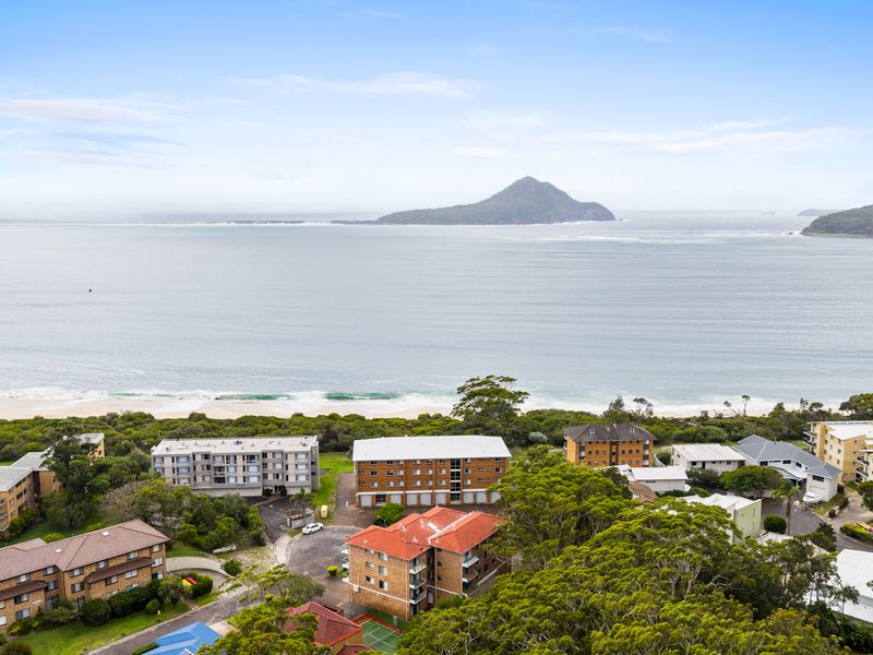 Breathtaking coastal outlook over the water and nearby islands