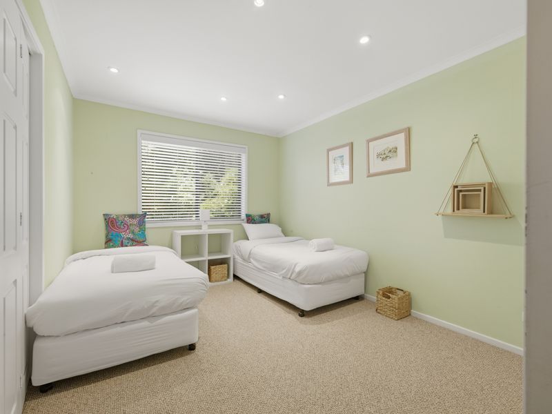 Twin bedroom—perfect for kids or friends