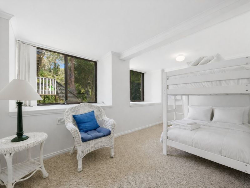 Waterfront Clifftop Home with Panoramic Views