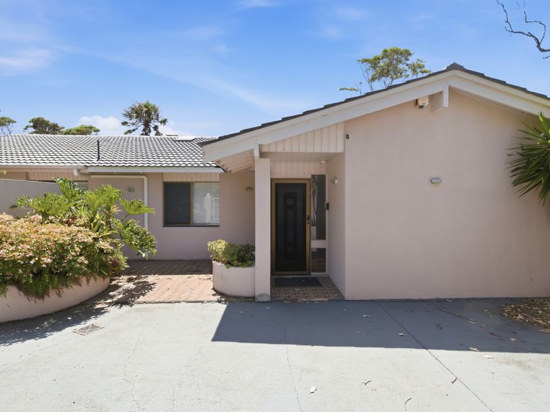 Welcoming front entrance with easy access