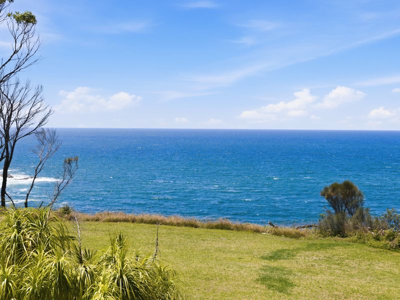 Stunning coastal outlook—perfect sunset spot