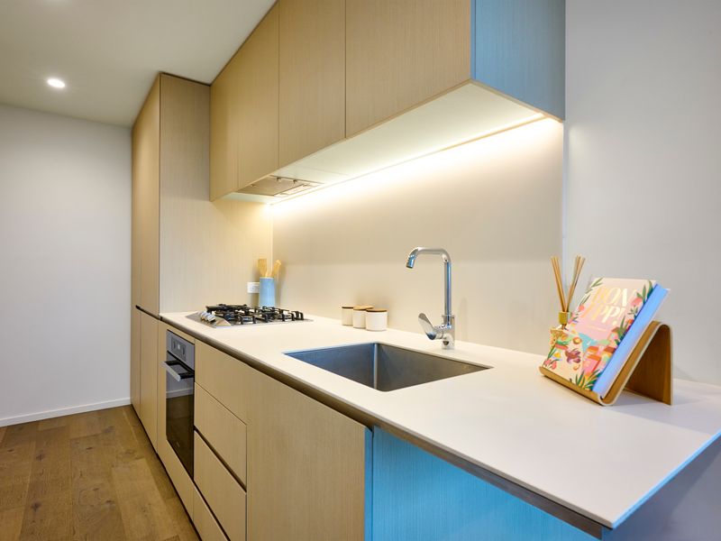 Fully equipped kitchen with ample bench space