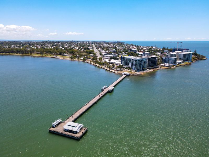 Take a stroll along the iconic Redcliffe Jetty and enjoy stunning bay views just minutes from the property.