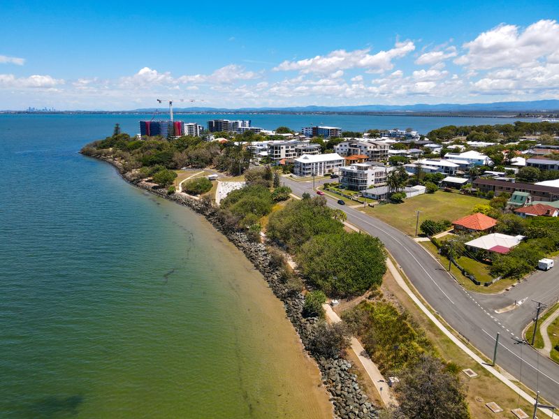 Take a walk along the iconic jetty and soak in the breathtaking coastal scenery.