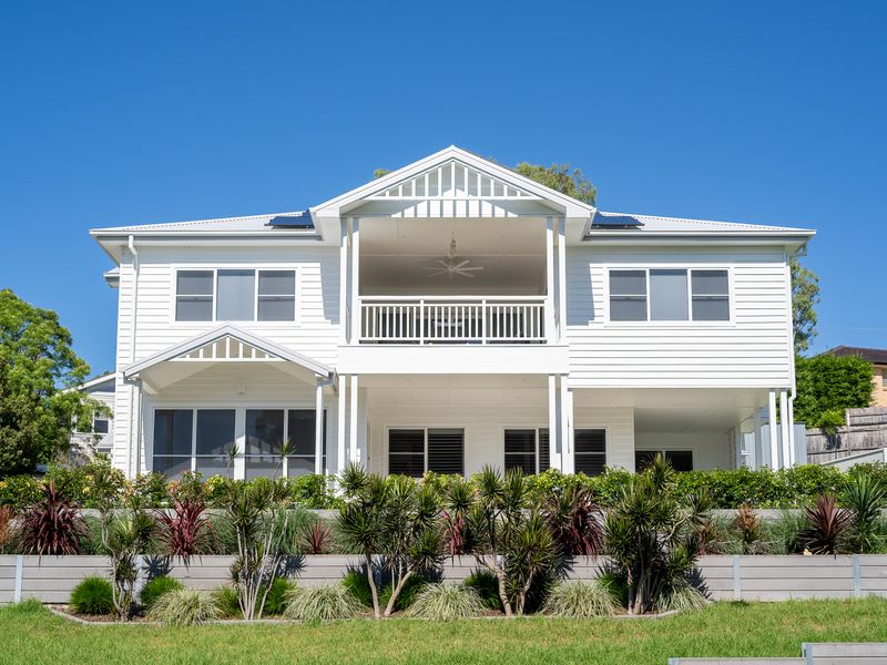 Your private Kiama oasis, wrapped in green.