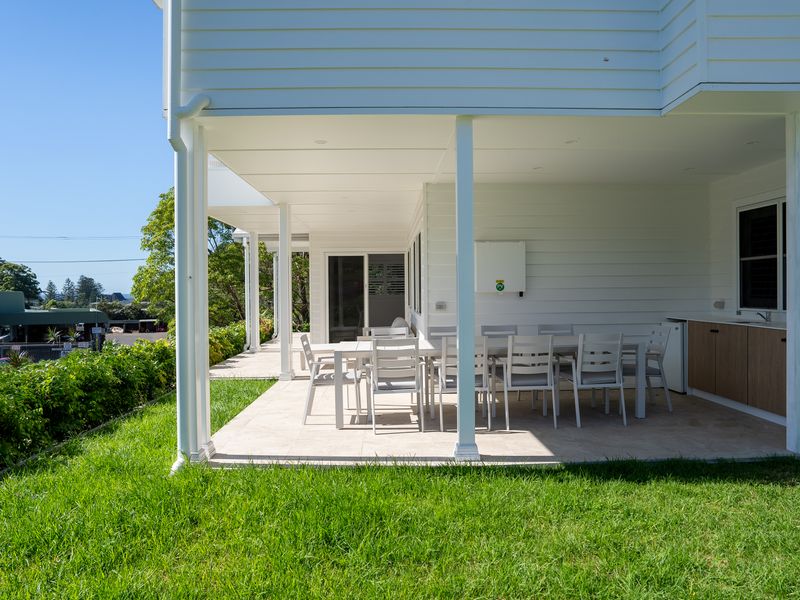 BBQ on, sun out—the perfect afternoon.