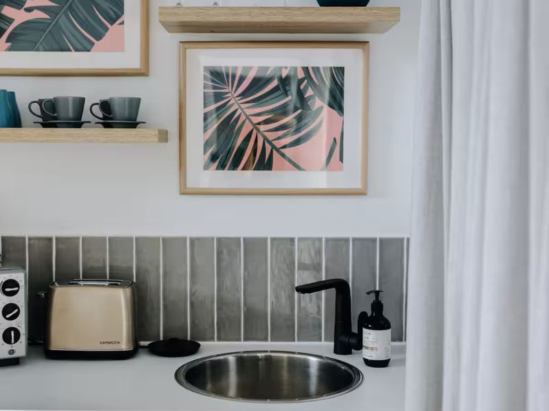 Earthy tones for your morning routine