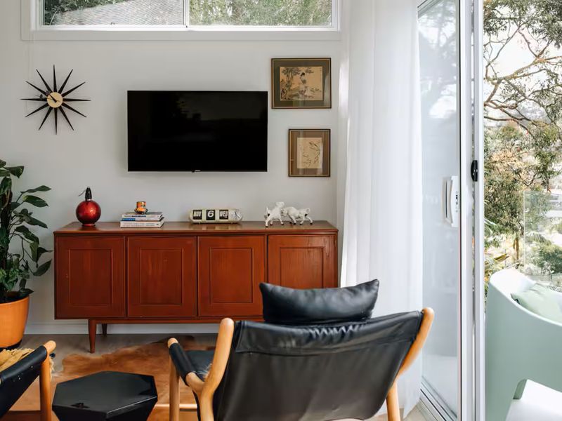 Retro flair and easy chairs