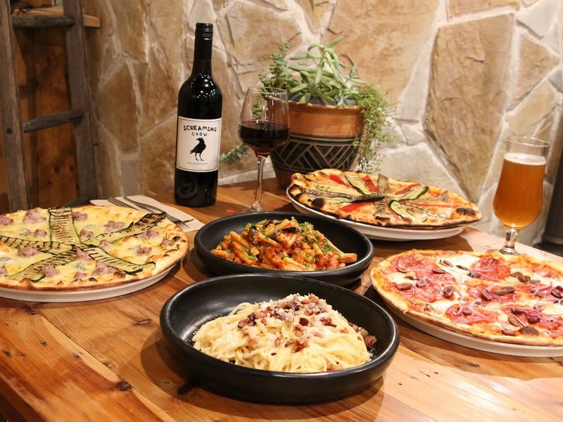 Perfect Beachhouse Lakes Surf at your Feet